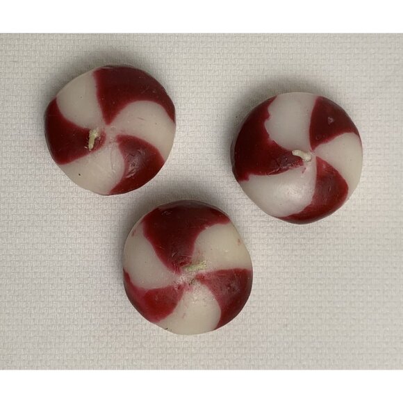 Christmas-Themed Floating Candle Set of 9: Holly Leaves Peppermints Ornaments - Picture 4 of 12